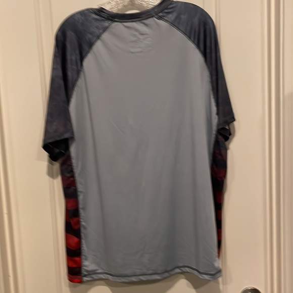 Silver Bait Performance Fishing Shirt - Picture 3 of 5